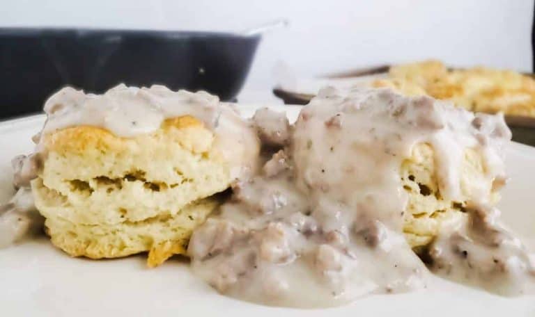 Grandma's Classic Southern Biscuits and Sausage Gravy | Erhardts Eat