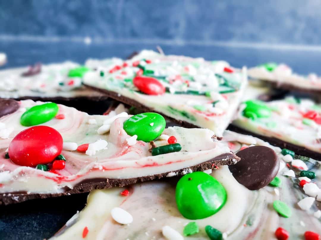 Christmas Candy Chocolate Bark Recipe - Erhardts Eat