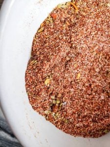 https://erhardtseat.com/wp-content/uploads/2019/03/Easy-Homemade-Taco-Seasoning-Recipe-2-225x300.jpg