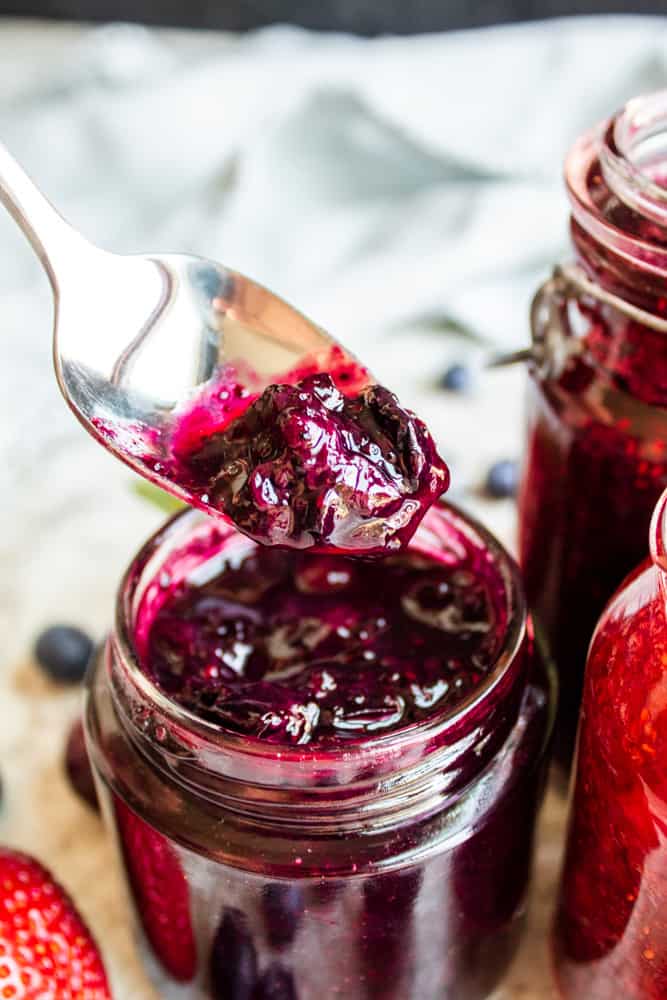 Easy Jam Recipe with Chia Seeds and Honey - Erhardts Eat