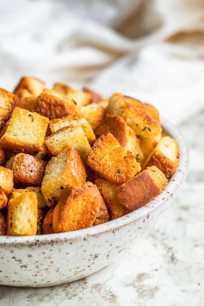Homemade Croutons Recipe for Soup & Salad - Erhardts Eat