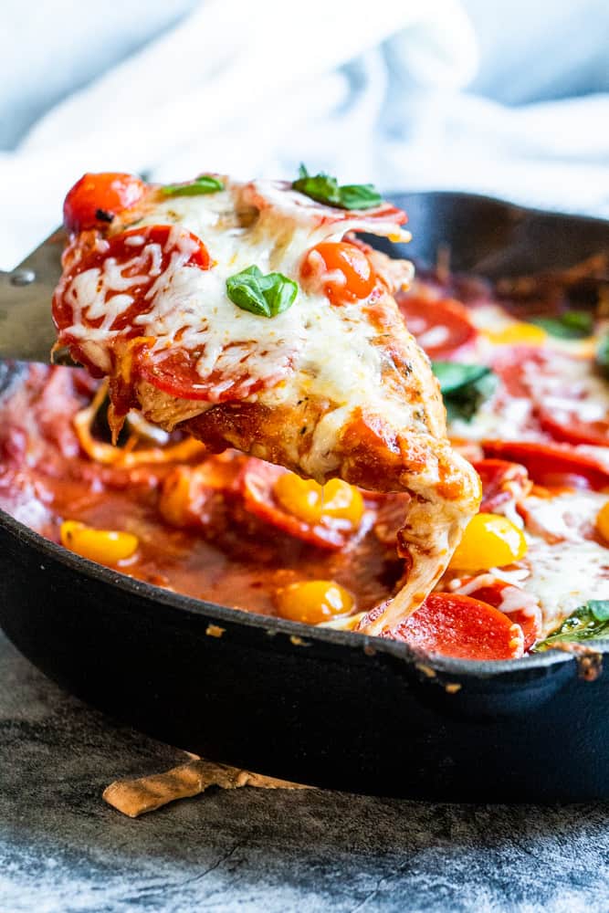Skillet Pepperoni Pizza Chicken Recipe | Erhardts Eat
